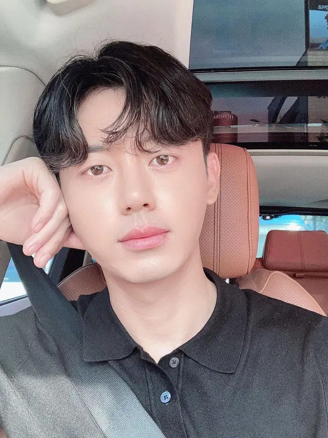 Lee Ji Hoon. (Instagram/ 88leejihoon)
