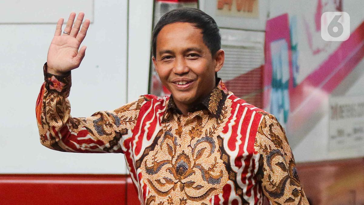 Siapa Raja Juli Antoni? Profil Lengkap Sekjen PSI yang Dipanggil Prabowo Berita Viral Hari Ini Rabu 23 Oktober 2024