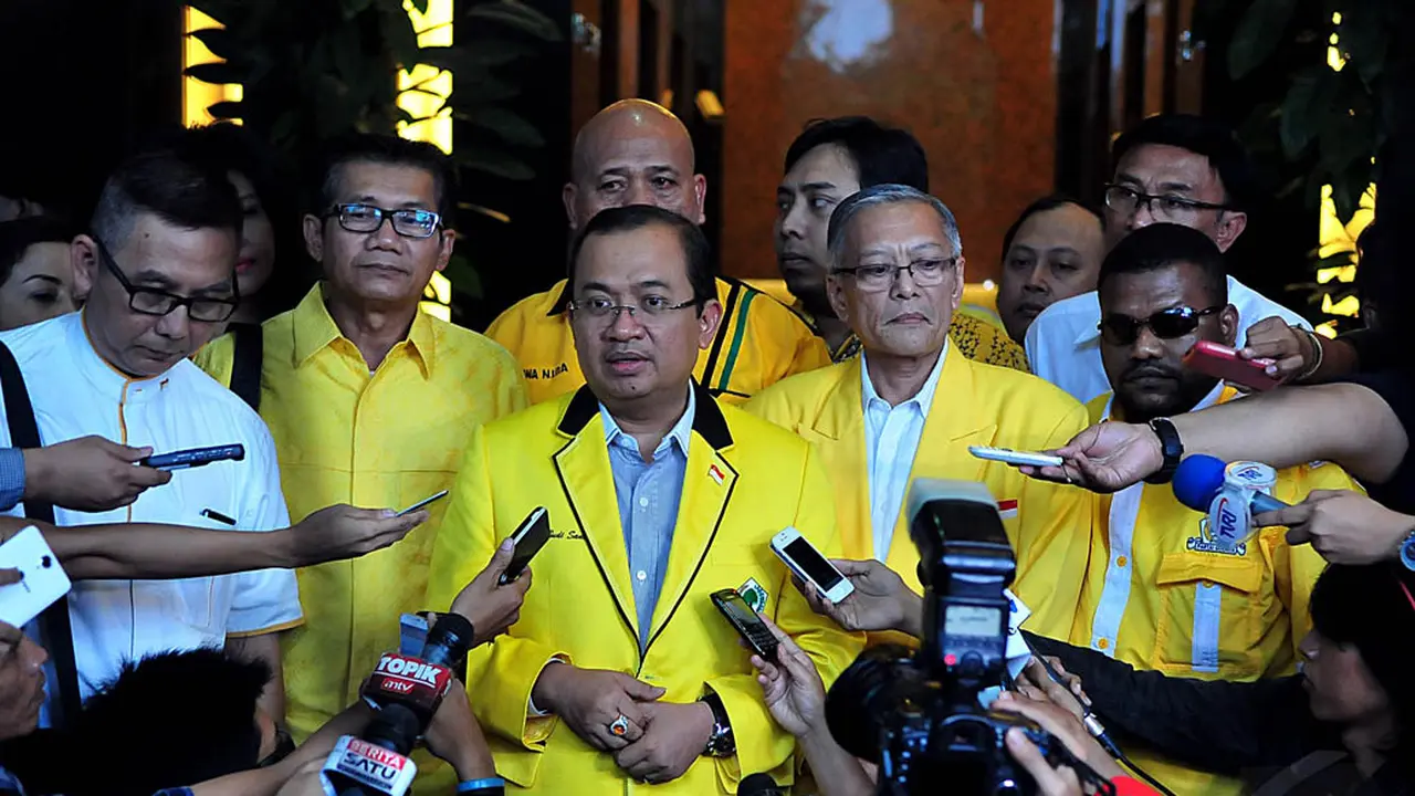 Priyo Budi Santoso Serahkan Hasil Munas Ancol ke Menkumham