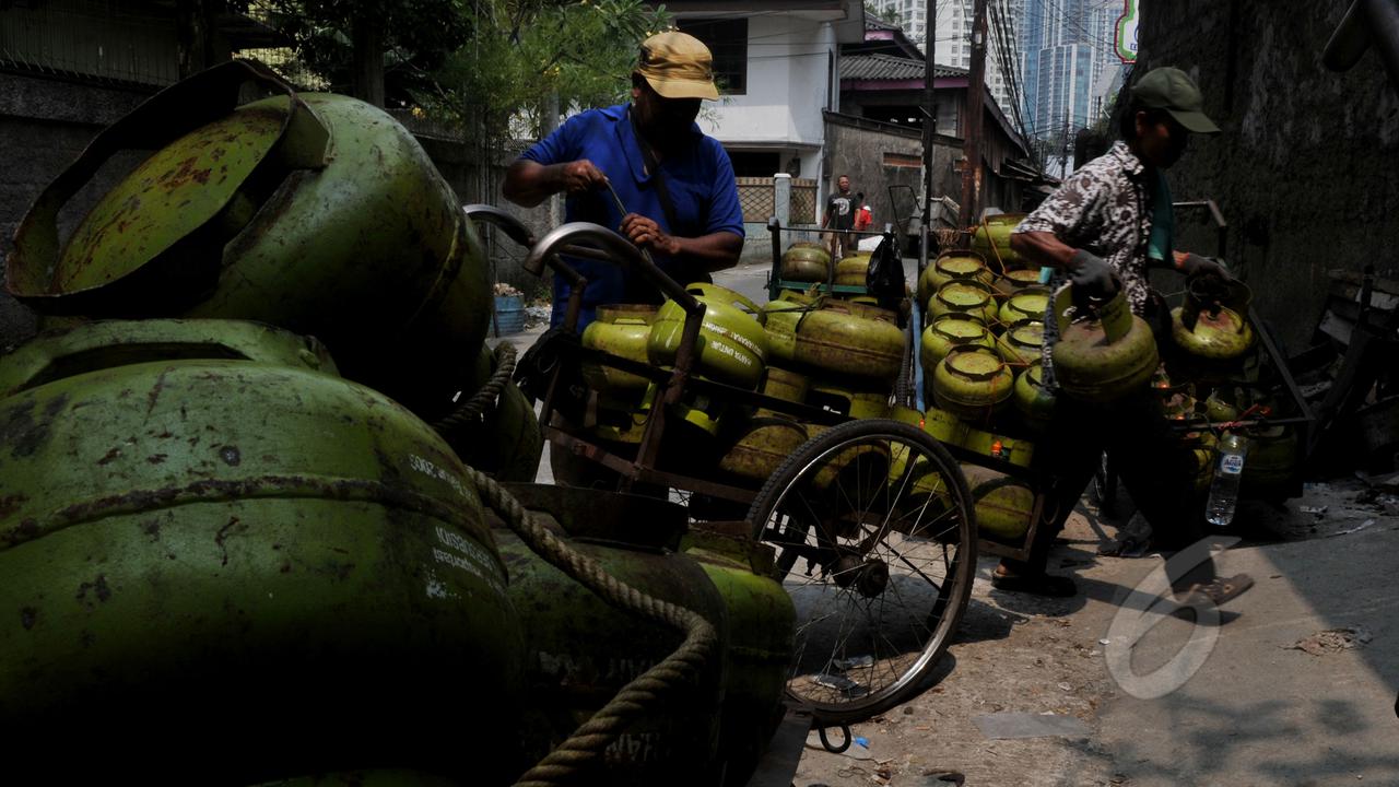 Cegah Subsidi Salah Sasaran, Pertamina Labeli Tabung Gas Elpiji 3Kg