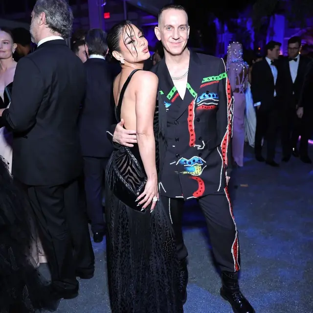 Jeremy Scott Tanggalkan Jabatan Direktur Kreatif Moschino Setelah 1 Dekade
