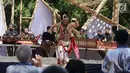 <p>Wayang orang menghibur para delegasi pada pertunjukkan budaya nusantara di arena Pertemuan Tahunan IMF - World Bank 2018 di Nusa Dua Bali, Jumat (12/10). BeKraf dan LPS menyajikan beragam seni dan budaya Nusantara. (Liputan6.com/Angga Yuniar)</p>