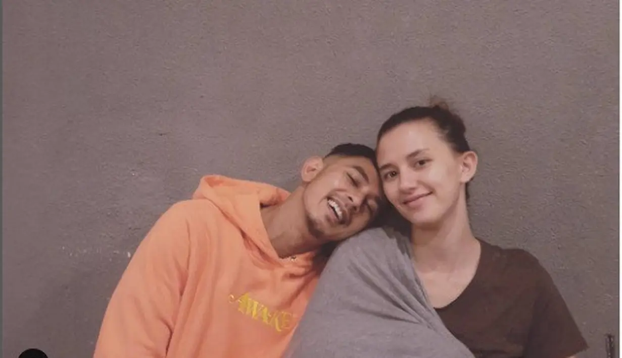 Dahlia Poland dan Fandy Christian (Foto: instagram fandych)