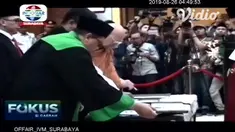 50 anggota DPRD Kota Surabaya 2019-2024 resmi dilantik dan pengucapan sumpah janji anggota di Gedung DPRD Surabaya dalam Rapat Paripurna Istimewa.