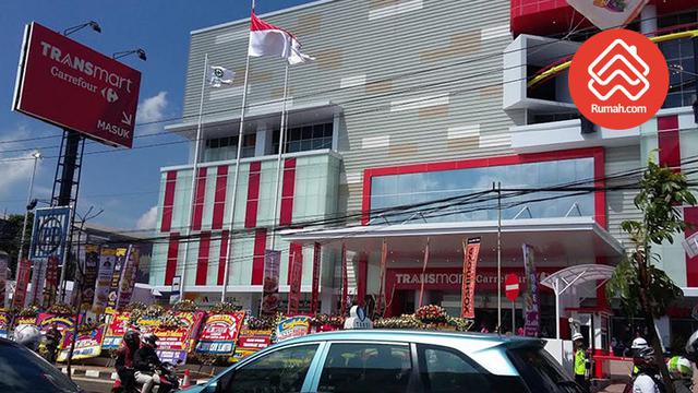 Transmart Depok