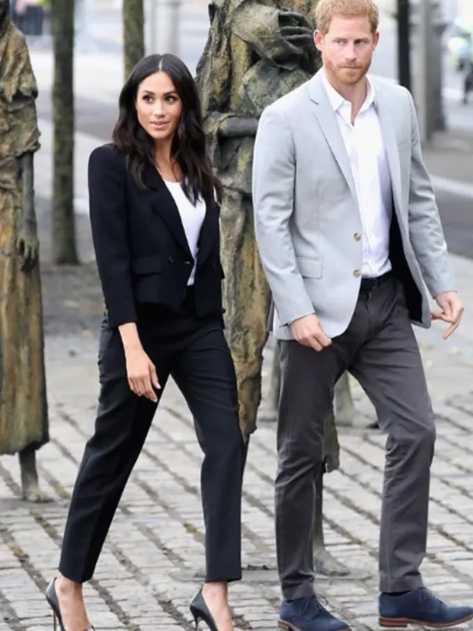 Pangeran Harry Larang Meghan Markle Gunakan Setelan Jas, Benarkah?