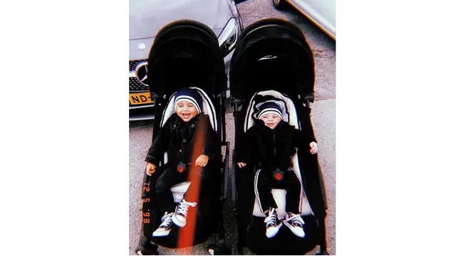 Jarang Tersorot, Ini 6 Potret Lucu Jax dan Zayn Anak Stefano Lilipaly