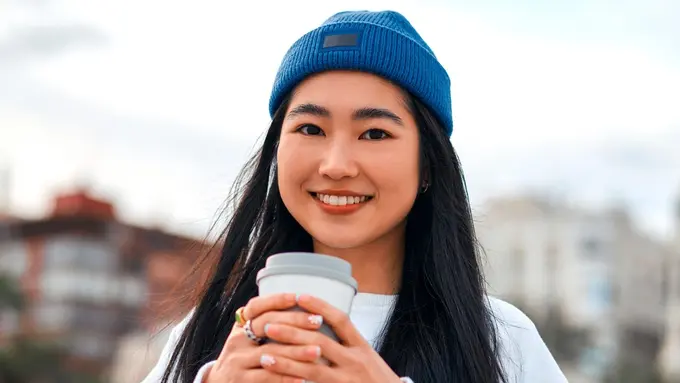 bahagia santai cantik