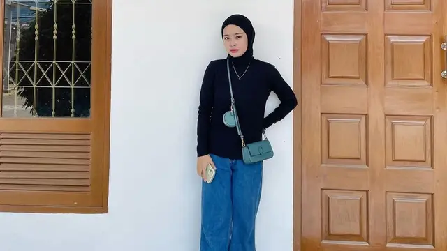 Wahida Muntaza Pemain Voli Jakarta Electric PLN. [@tasyawma]