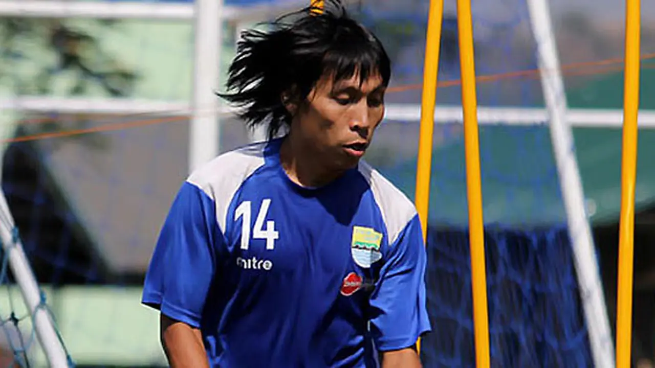 asri-akbar-131025b.jpg