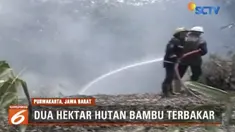 Api yang cepat menjalar membuat petugas harus berusaha memadamkan hingga satu jam.