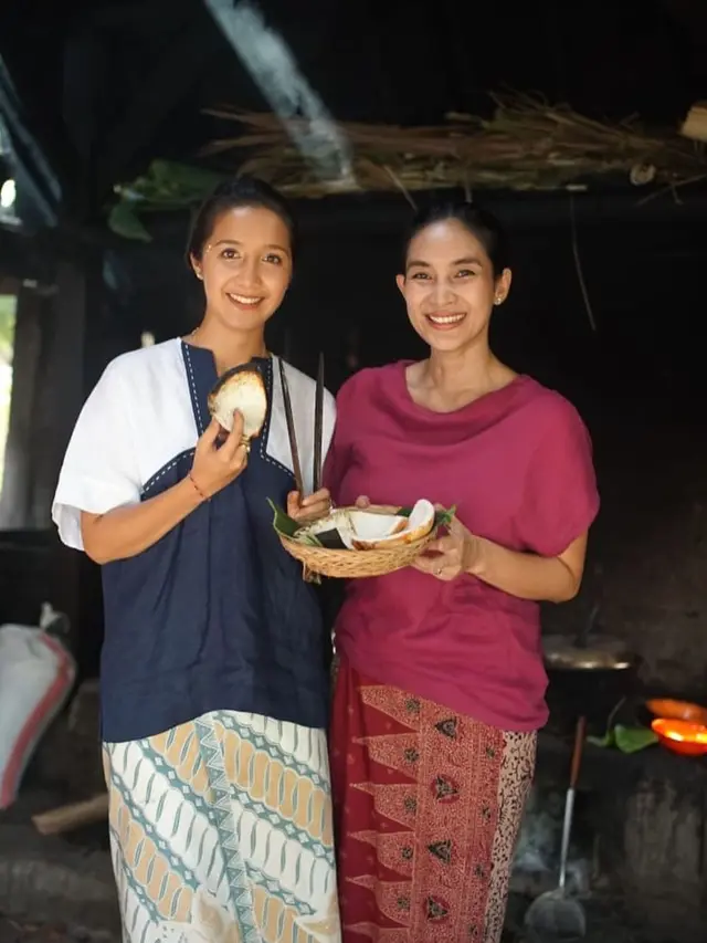 6 Potret Kompak Happy Salma dan Adik Ipar yang Tinggal di Bali