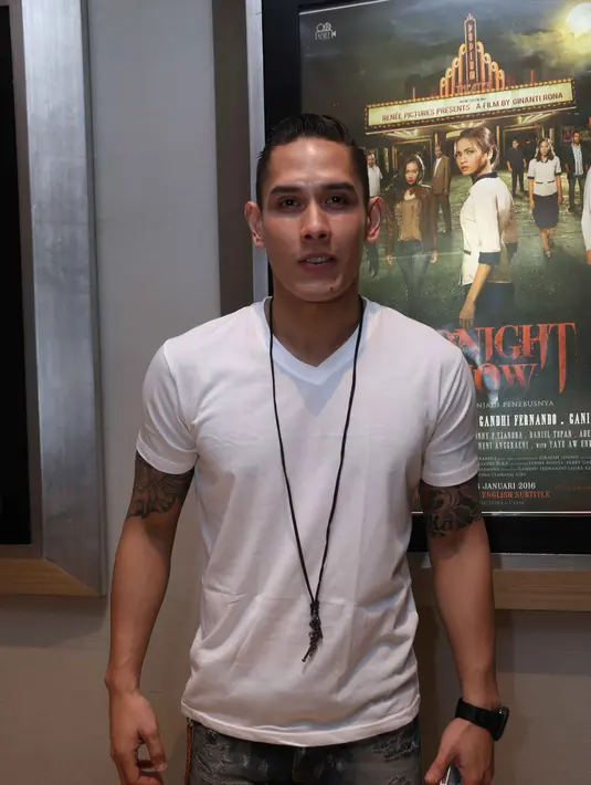 Tapi dalam film barunya ini, lelaki 28 tahun ini masih belum mau memberikan bocoran, mengenai film, dan perannya. (Nurwahyunan/Bintang.com)