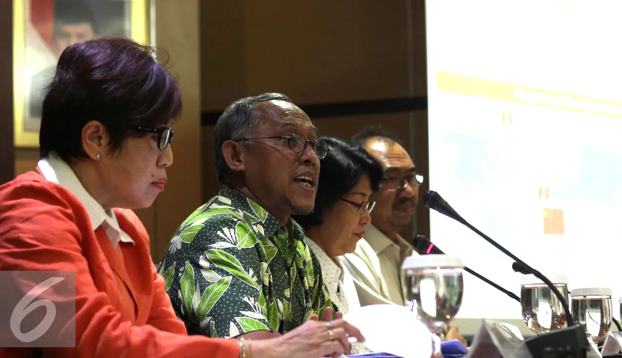 Suasana konferensi pers BPS Pusat terkait ekspor impor, Jakarta, Selasa (18/8/2015). Nilai ekspor Indonesia Juli 2015 mengalami penurunan sebesar 15,53% dibanding ekspor Juni 2015, (Liputan6.com/Johan Tallo) 