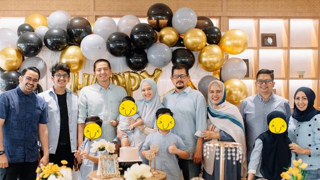 7 Momen Ulang Tahun Roger Danuarta yang ke-39 Tahun, Dirayakan Bareng Keluarga