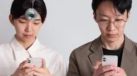 Pria ini membuat robot mata ketiga untuk bantu orang yang kecanduan smartphone. (Doc: Digital Trends/ Paeng Min-wook)