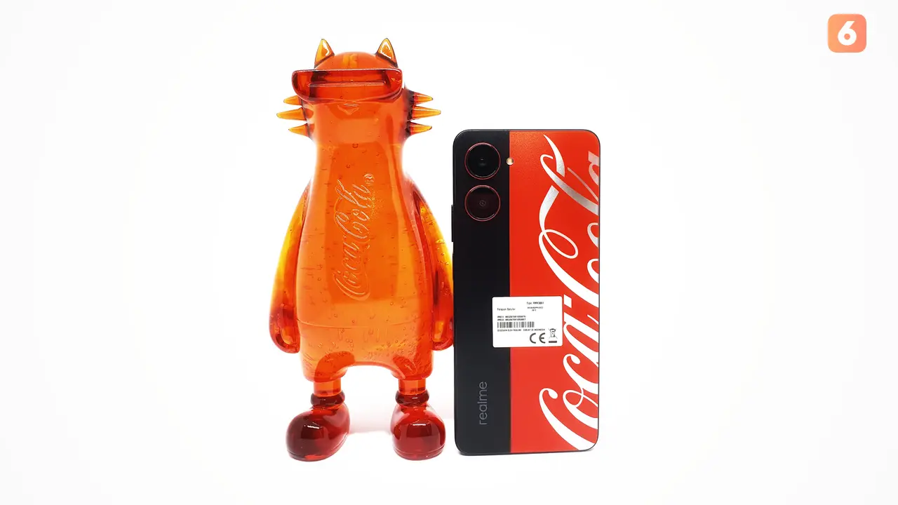 realme 10 Pro 5G Coca-Cola Edition