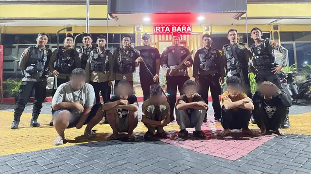 Polisi Menangkap 6 Remaja Diduga Hendak Tawuran di Kebon Jeruk Jakarta Barat