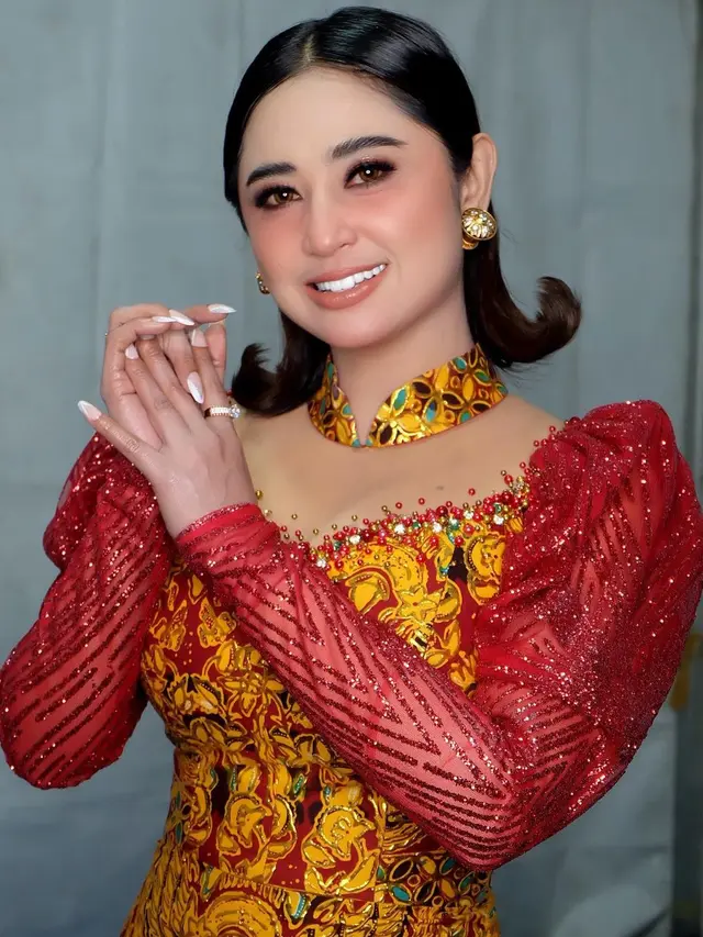 Dewi Perssik. (Foto: Dok. Instagram @dewiperssik9)