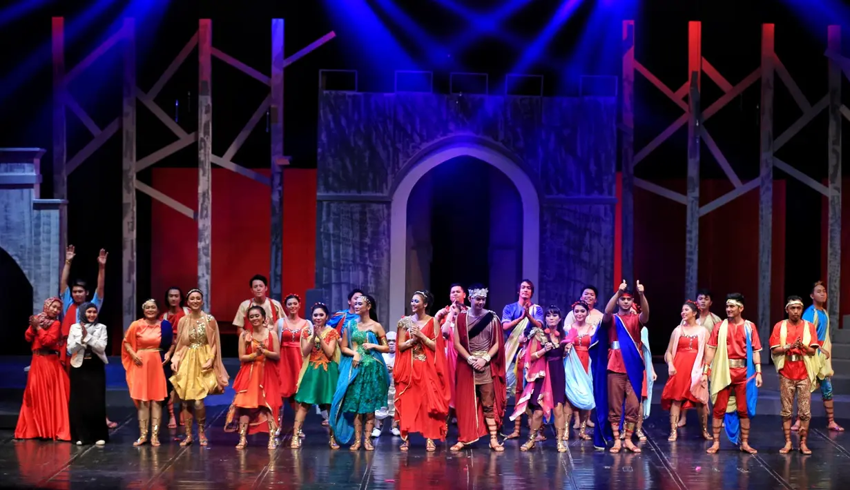 Citra Kirana saat ditemui di Taman Ismail Marzuki, Cikini, Jakarta Pusat, beberapa waktu lalu mengaku banyak belajar dari pementasan tersebut. Meski merasakan ribetnya mengurus  segala sesuatunya. (Adrian Putra/Bintang.com)