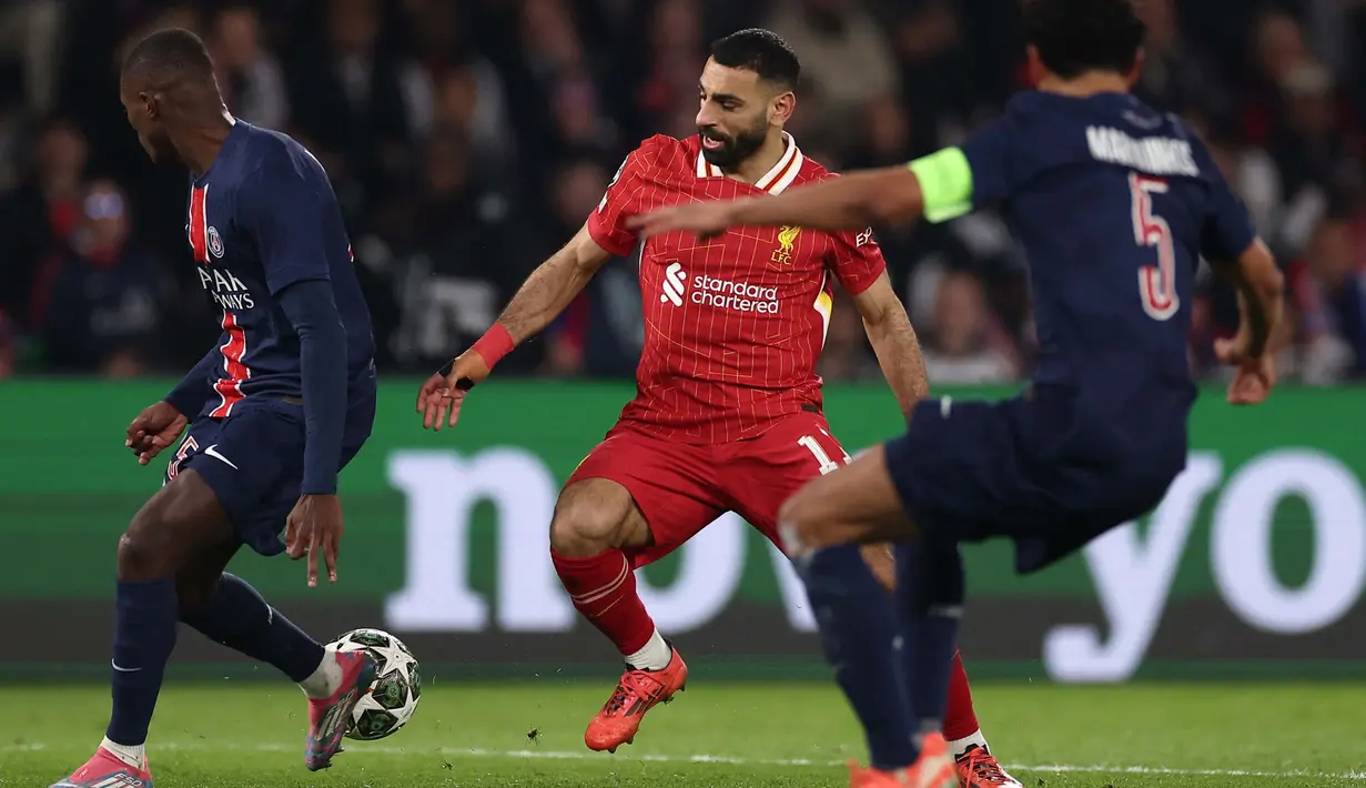 Tuan rumah, Paris Saint-Germain (PSG) bermain lebih terbuka sejak menit awal pertandingan. (FRANCK FIFE/AFP)