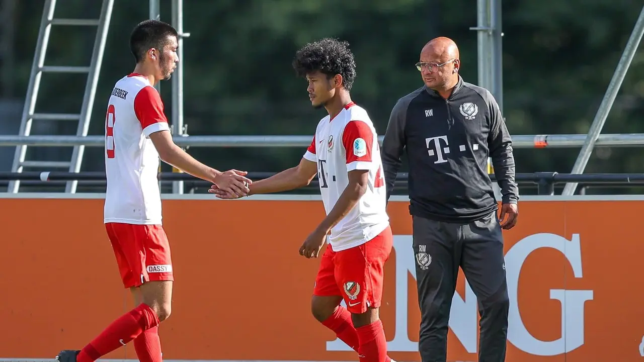 Bagus Kahfi ketika melakoni debut bersama Jong Utrecht.