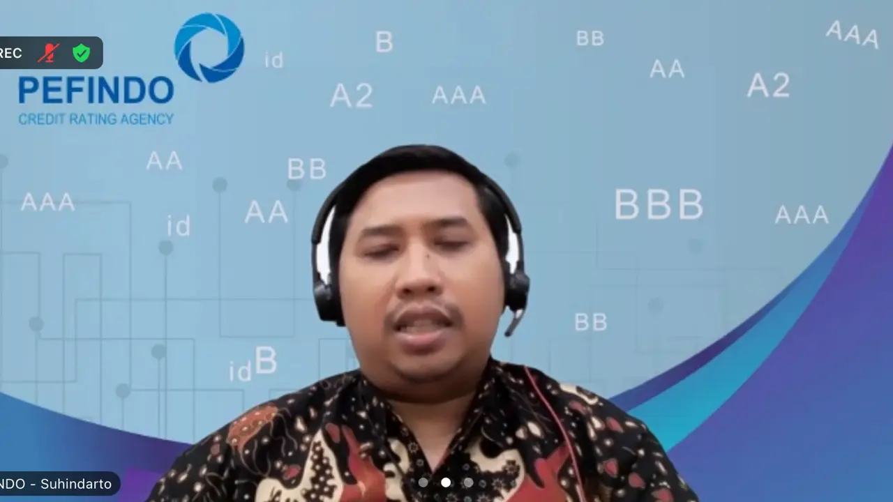 Kepala Divisi Riset Pemeringkat Efek Indonesia (Pefindo), Suhindarto, dalam Konferensi Pers Pefindo, Rabu (15/4/2026). (Liputan6.com/Tira)