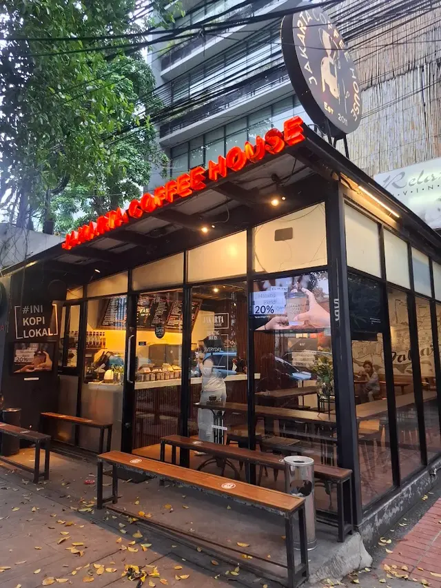Coffee Shop Dekat Stasiun Gondangdia