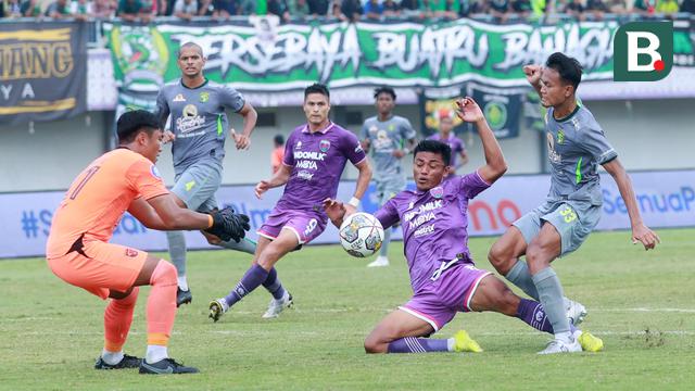 Foto: Dua Penggawa Timnas Gacor, Persebaya Hancurkan Persita Lima Gol Tanpa Balas di BRI Liga 1