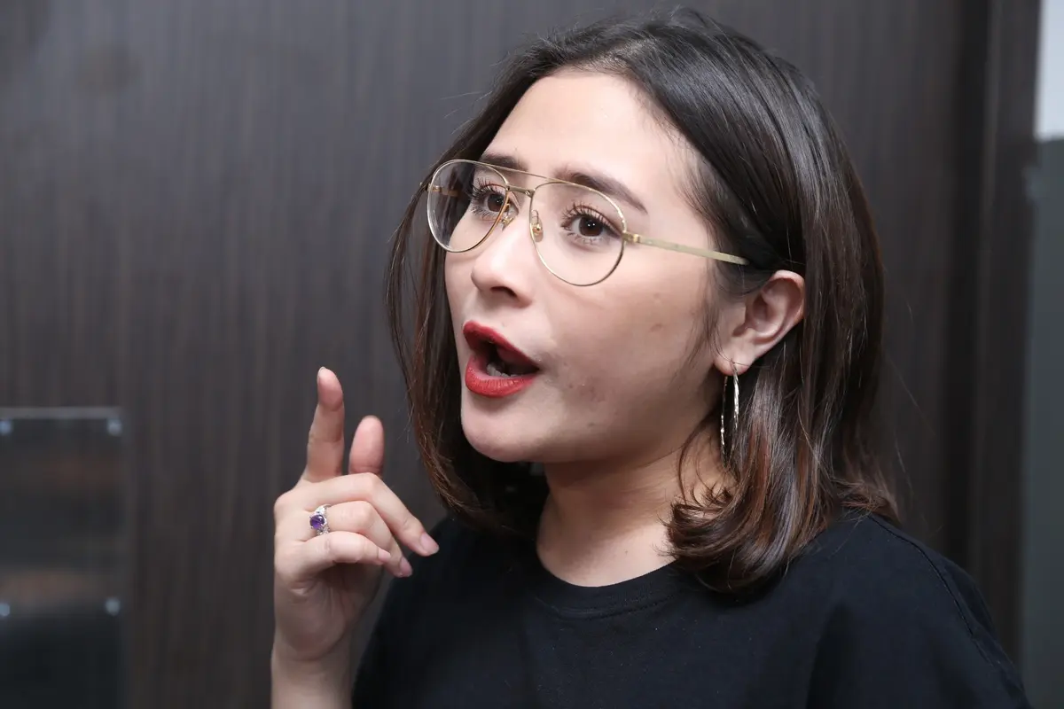 [Bintang] Prilly Latuconsina
