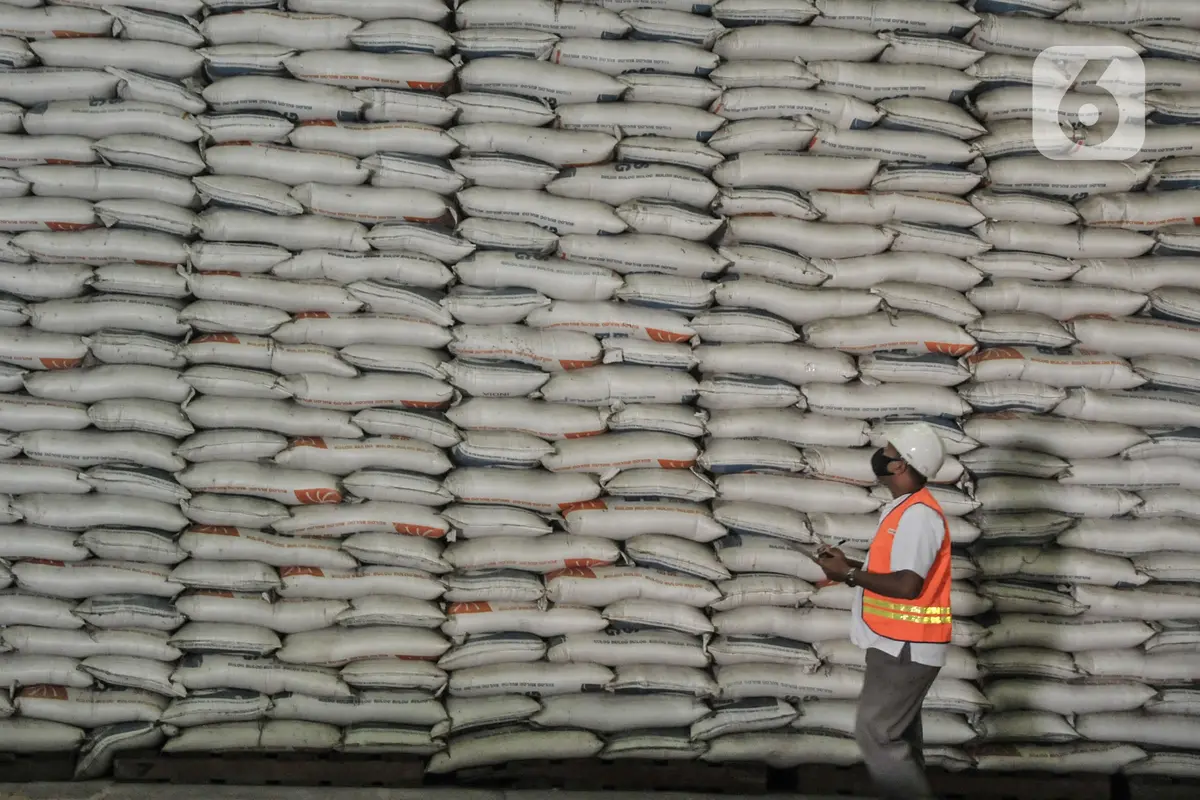Stok Beras Bulog Aman Hingga Akhir Tahun 2021