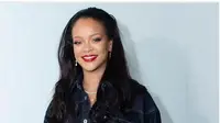 Rihanna Menemani Pacarnya Libur Lebaran di Italia