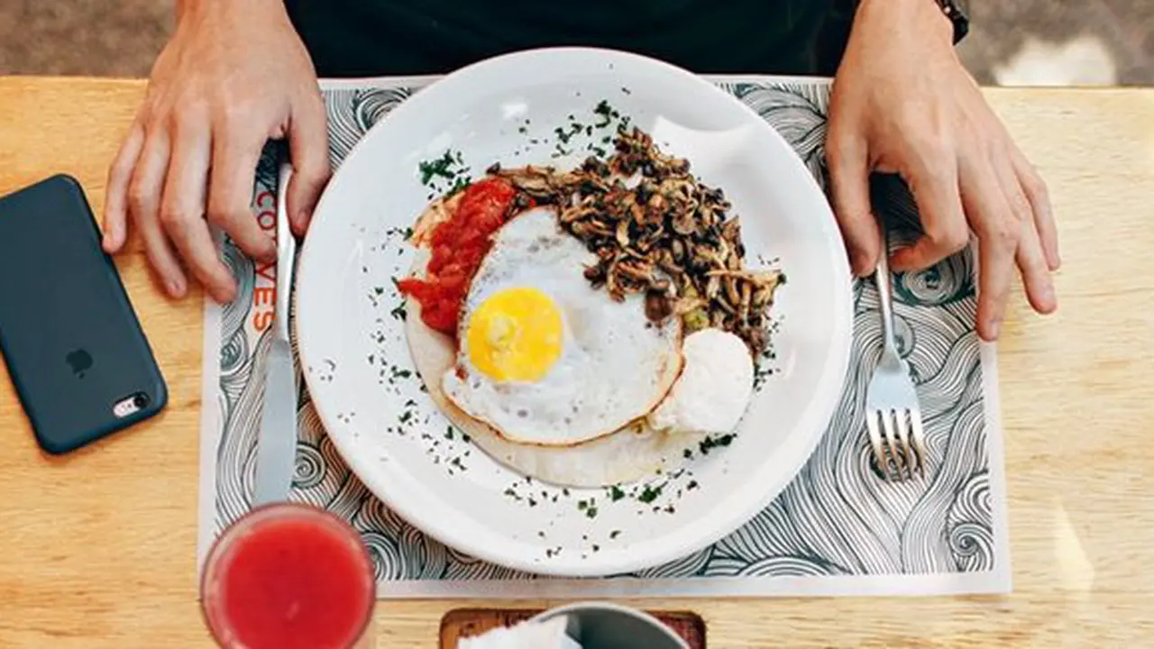 Melewatkan sarapan/copyright Pexels.com