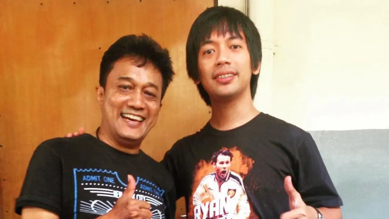Rian D'Masiv berduka atas meninggalnya musikus Oddie Agam (https://www.instagram.com/p/CVhQFhOPFNh/)