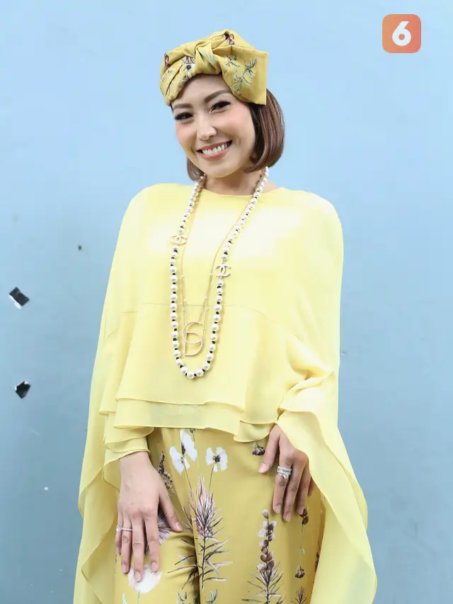 [Bintang] Ayu Dewi