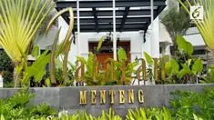 Ketua Umum dan Sekjen partai koalisi pendukung Jokowi berkumpul di restoran Plataran Menteng Jakarta Pusat. Jokowi akan mendeklarasikan diri sebagai capres