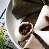 Resep Kue Ombus-Ombus yang Empuk dan Manis (Sumber: Youtube by Atha Naufal )