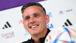 Sayangnya, Kanada kala itu gagal melaju ke fase gugur setelah menghuni peringkat terakhir klasemen Grup F. Skuad asuhan John Herdman kalah dalam tiga kali penampilan yang membuat mereka tak memperoleh satupun poin. (AFP/Patrick T. Fallon)