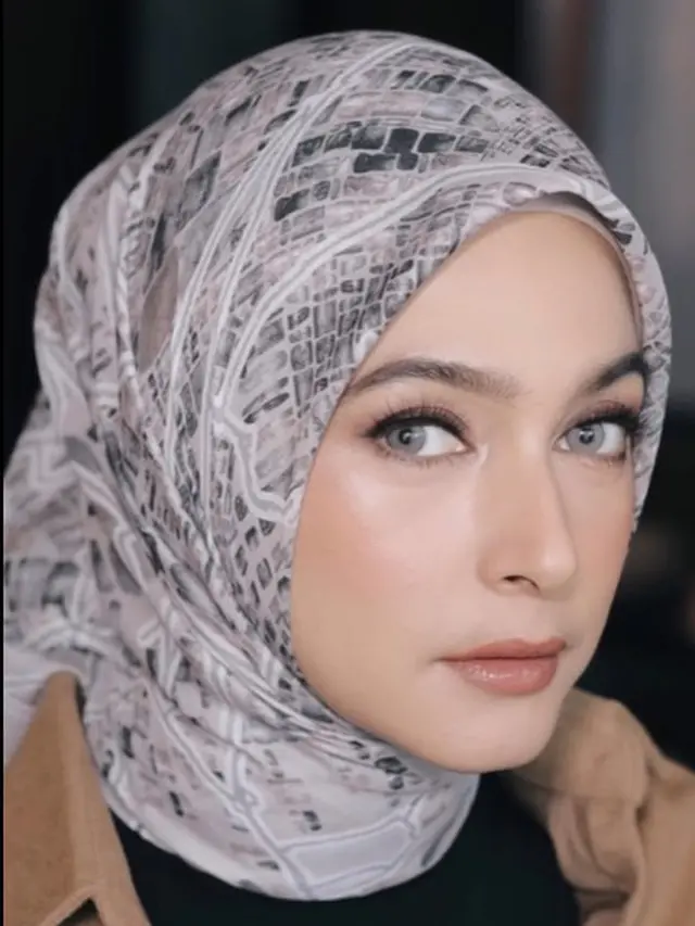Nabila Sakieb berhijab (Instagram/nsyakieb85)