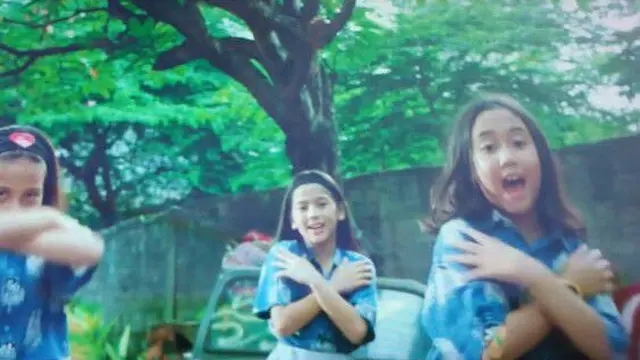 Alyssa Soebandono di usia SD (Twitter/HabisNontonFilm)