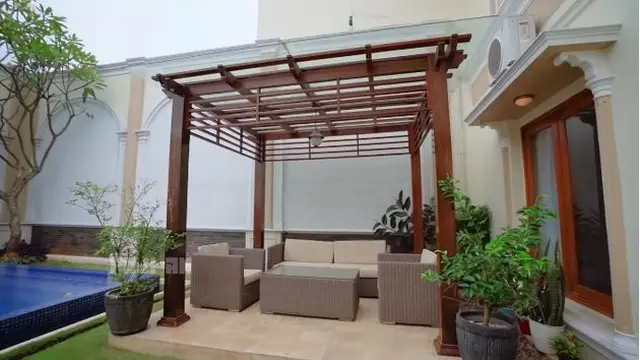 7 Potret Rumah Mewah Milik Fuji di Cilandak, Ditaksir Capai Rp 12 Miliar