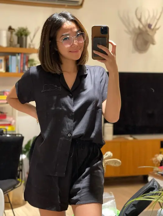 <p>Penampilan barunya mendapat banyak pujian dari netizen.&nbsp;</p>