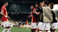 Dean James memberikan dua asisst untuk Go Ahead Eagles saat mereka menang 2-1 atas Panathinaiokos dalam laga kedua Liga Europa 2025/2026 di Stadion Olimpiade Athena, Jumat (3/10/2025) dini hari WIB. (Dok. Go Ahead Eagles)