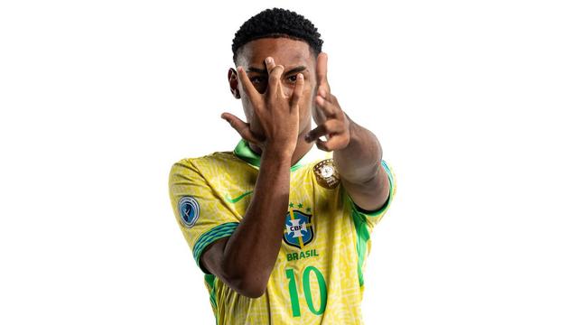 Manchester United Atur Siasat Bajak Remaja Sensasional 16 Tahun Incaran Manchester City