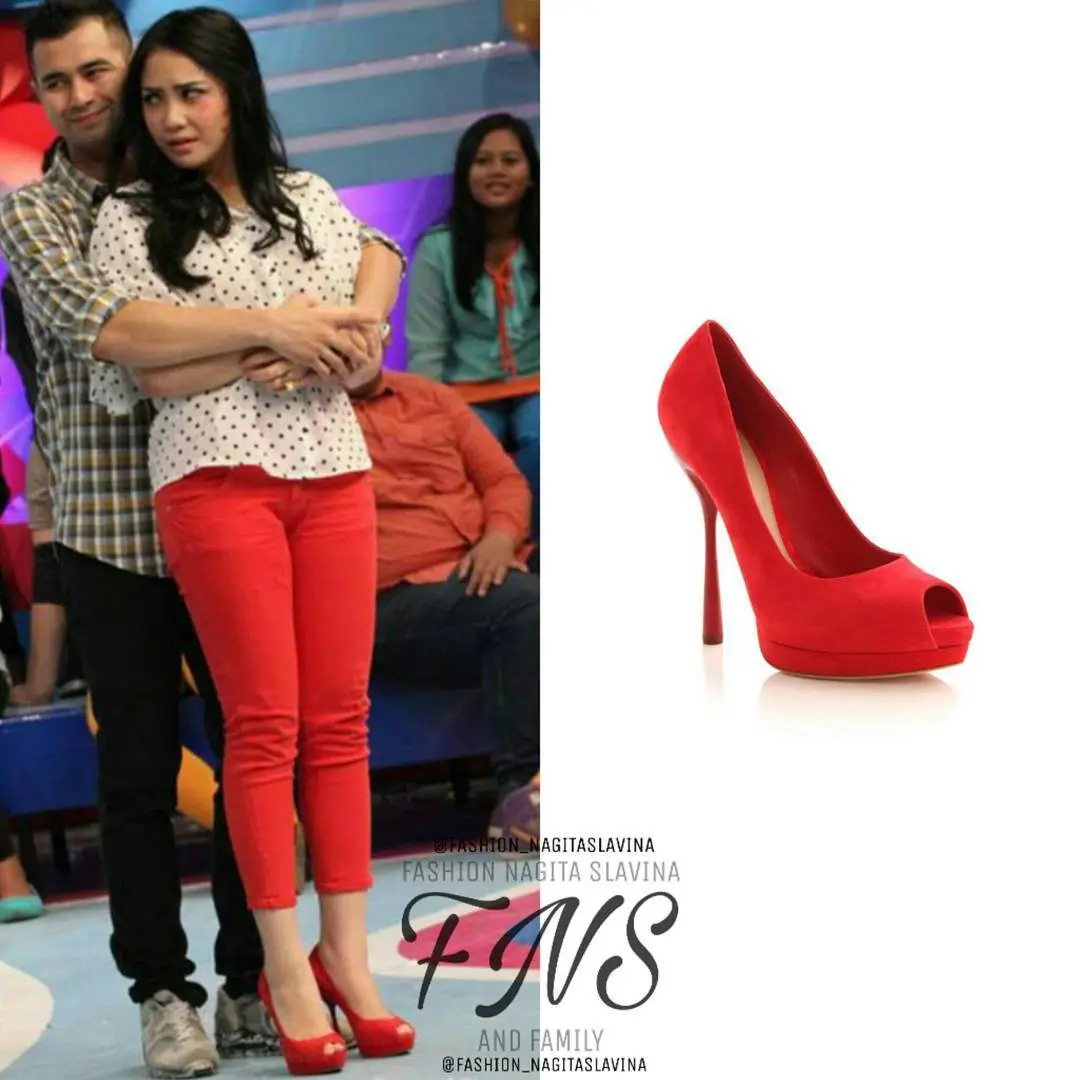 Sepatu branded milik Nagita Slavina yang kece banget. (sumber foto: fashion_nagitaslavina/instagram)