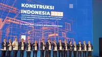 Menteri Koordinator Bidang Perekonomian Airlangga Hartarto membuka puncak kegiatan Konstruksi Indonesia 2023 di Jiexpo Kemayoran, Jakarta, Rabu (1/11/2023).