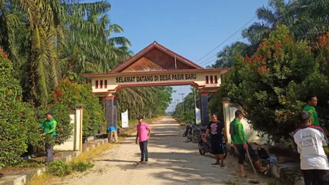 Keberadaan BUMDes dan BRILink Permudah Aktivitas Perekonomian Warga Desa Pasir Baru