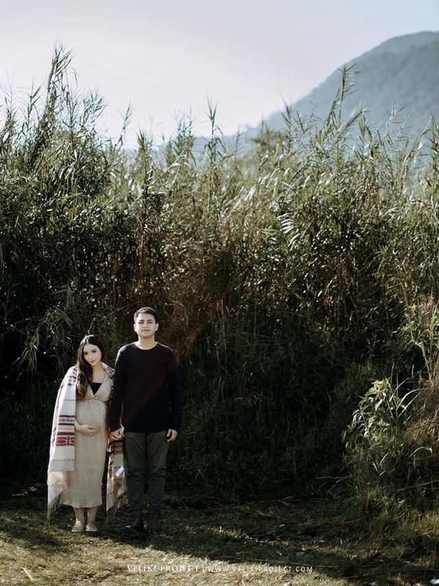 6 Potret Adzana Bing Slamet Istri Rizky Alatas Saat Pamer Baby Bump, Memesona