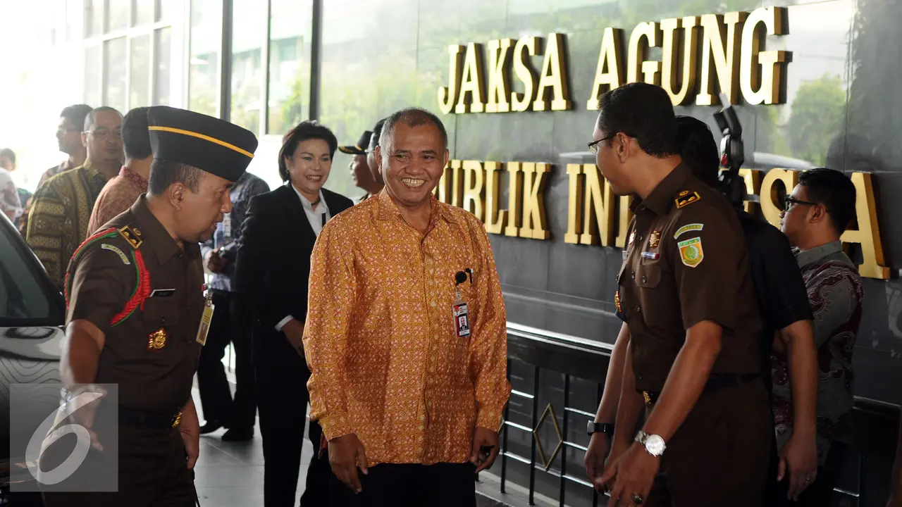 20160105-Pimpinan-KPK-Sambangi-Kejaksaan-Agung-HEL