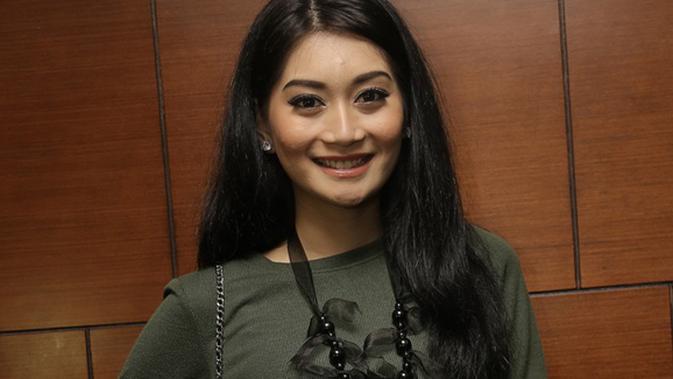 Lari Jadi Cara Ayu Pratiwi Bakar Lemak Dengan Efektif Beauty Fimela Com